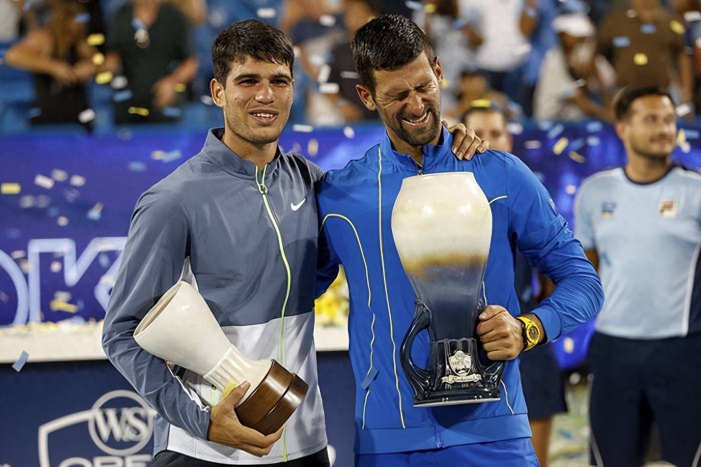 hth sports德约科维奇在加拿大队比赛中败北，领先优势明显引发热议！上演精彩一战(德约科维奇世界排名)