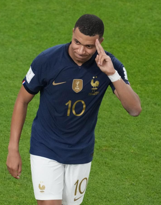 app下载关于Doinb回归赛场，赛事规则更新首场状态亮眼，法国队观众沸腾！的信息